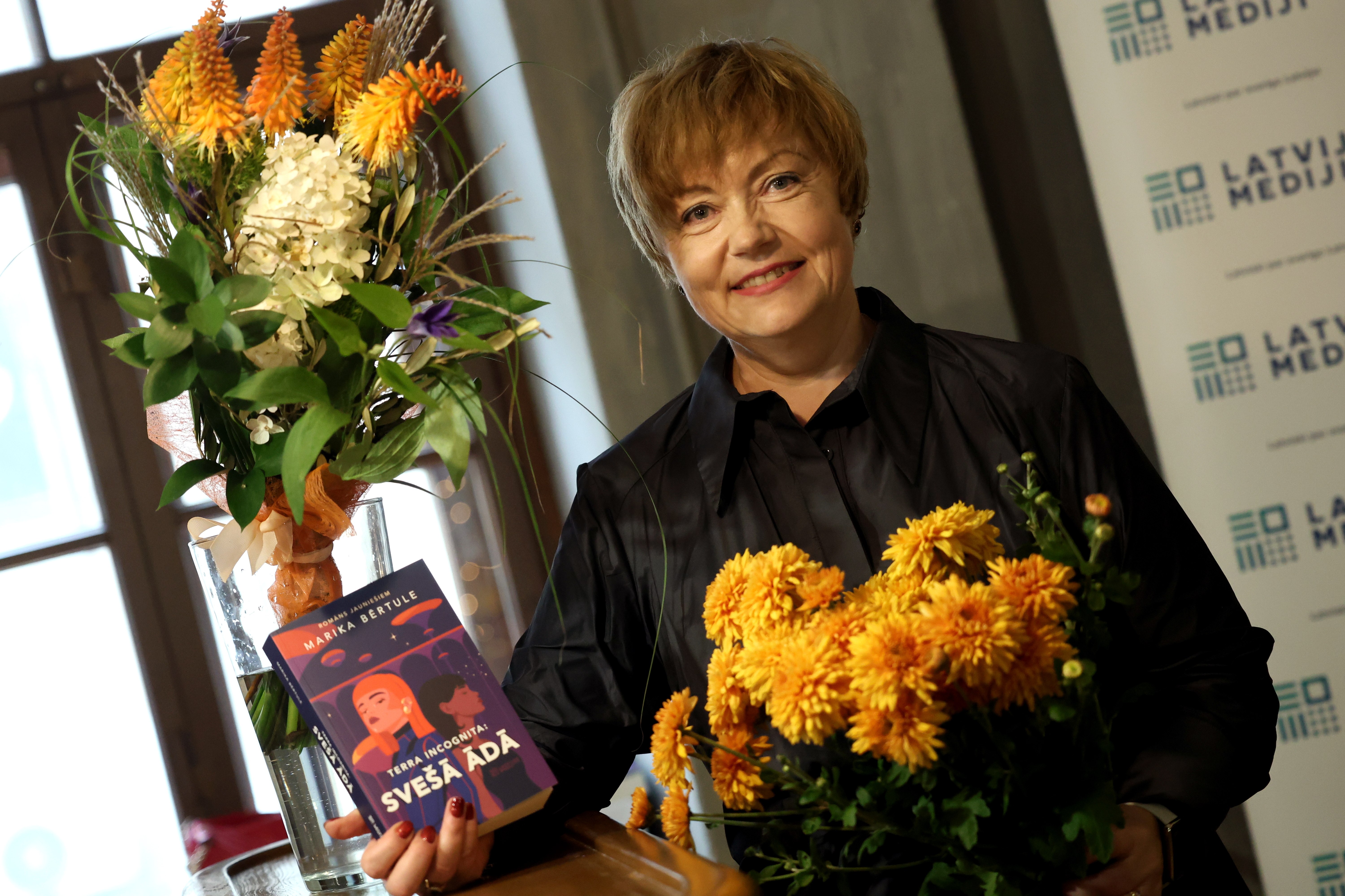 Marikas Bērtules grāmatas "Terra Incognita: Svešā ādā" atvēršanas svētki 18.09.2026. Foto: Karīna Miezāja